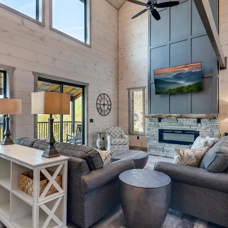Villa Mansion In The Sky